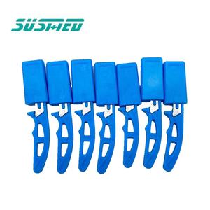 Castration aracı Mini veteriner Blade taşınabilir hayvan Castration Castrating bıçak cep neşter plastik saplı - Product Image 2