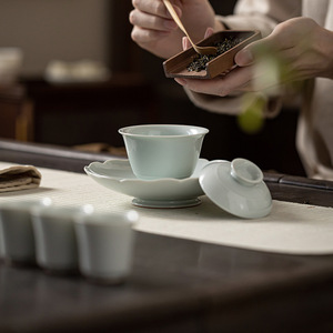 Antique Style Kung Fu Tea Set Ceramic With Lid Porcelain 6 Person Gift Box For Home Office Business Gifts - Product Image 3