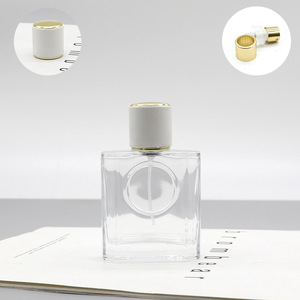 Botellas de Vidrio Blanco Cristal de 50 ml para Aceites Esenciales, Botellas Cosméticas Vacías Cuadradas con Tapas a Presión, Botellas de Spray Recargables al por Mayor - Product Image 4