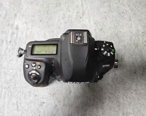 Appareil photo numérique professionnel d'occasion plein format 25MP 4K 30fps avec connectivité sans fil intégrée D780 - Product Image 4
