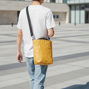 Bolsa de Hombro Grande Personalizada de Tyvek para Mujer, 40x33x10cm, Asa Superior, Logotipo Personalizado, Impresión a Color, OEM, Venta al Por Mayor, Regalo Corporativo - Product Image 4