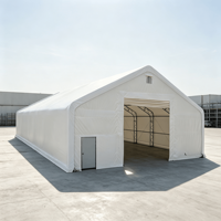 Abri de stockage industriel à double treillis de grande portée 40x63 pieds, structure galvanisée, couverture en maille PE/PVC pour stockage extérieur