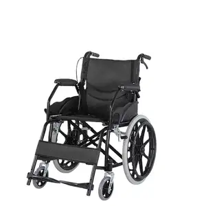 Sedia a rotelle manuale pieghevole portatile di alta qualità più venduta per disabili utenti anziani al di fuori della sedia a rotelle 1 acquirente