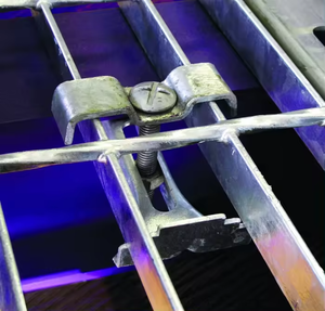 Clips de montage de caillebotis en acier inoxydable Clips de montage de caillebotis en acier de type A, de type B et de type C - Product Image 3