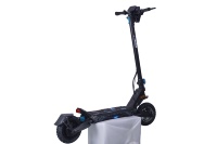 800W Çift Motorlu Katlanabilir Su Geçirmez Alüminyum Alaşımlı İki Tekerlekli Yetişkin Elektrikli Scooter 10 İnç Havalı Lastik 48V Lityum Akıllı