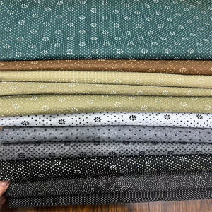 Tissu en feutre antidérapant en microfibre imprimé fleurs de prunier et <span class=keywords><strong>pois</strong></span> pour matelas - Product Image 1