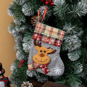 Ensemble de chaussettes de cadeau de <span class=keywords><strong>Noël</strong></span> de vente en gros, chaussettes longues décoratives de sacs de bonbons pour le sapin de <span class=keywords><strong>Noël</strong></span> ou la <span class=keywords><strong>cheminée</strong></span> - Product Image 4