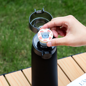 <span class=keywords><strong>Borraccia</strong></span> da 650ml di Grande Successo Senza BPA con Pod Aromatizzati alla Frutta, <span class=keywords><strong>Borraccia</strong></span> Trasparente in Plastica Personalizzabile per Fitness Outdoor e Palestra - Product Image 4