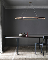 XINZHONG-Colgante redondo de roble macizo para sala de estar interior de moda, candelabro personalizado de latón de cuero con acabado natural o ahumado