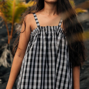 High-quality design playful and relaxed beach style plaid print ruffled <b>halter</b> casual <b>dress</b> custom 100% linen mini <b>dress</b> - Product Image 2