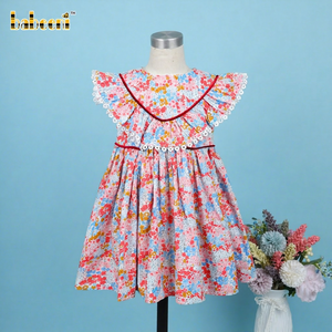 Vestido Tipo Smock de Invierno para Niñas, 100% Algodón Ecológico, Diseño Casual con Estampado Floral 3D y Líneas Rojas, Corte en A, BB3220, OEKO-TEX, OEM ODM - Product Image 1