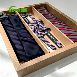 Bandeja de Madera para Exhibición de Corbatas para Tiendas Minoristas, Compartimentos Organizados para Corbatas y Corbatines, Decoración para Tiendas de Ropa - Product Image 1