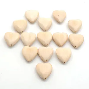 Fábrica de arce Natural en forma de corazón de madera respetuoso del medio ambiente bebé DIY colgante de joyería de cuentas de madera