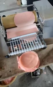 Máquina para Hacer Crepas <span class=keywords><strong>de</strong></span> Tamaño Personalizado, Máquina para Hacer Piel <span class=keywords><strong>de</strong></span> Crepas <span class=keywords><strong>de</strong></span> <span class=keywords><strong>Mango</strong></span> y Durian, Máquina Comercial para Hacer Pasteles <span class=keywords><strong>de</strong></span> Mousse - Product Image 4