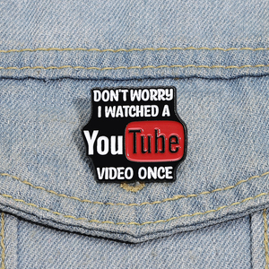 Sarcastique <span class=keywords><strong>Humour</strong></span> Épingles En Émail Je Suis Fondamentalement Une Broche Professionnelle Revers Badge Bijoux Cadeau pour Amis En Gros - Product Image 1