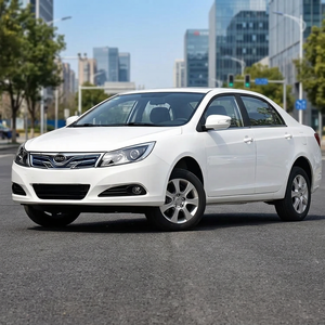 รถยนต์ BYD ซีดาน 5 ที่นั่ง ไฟหน้าแบบฮาโลเจน ไฟเดย์ไลท์แบบ LED ยาง R16 เครื่องปรับอากาศอัตโนมัติ พวงมาลัยซ้าย ใช้เชื้อเพลิงเบนซิน - Product Image 1