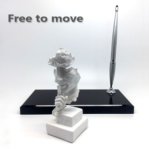 Sculpture porte-stylo en métal blanc AW-246 pour l'utilisation de l'assurance et de l'éducation nouveau support de bureau Design pour la décoration de bureau - Product Image 3