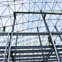 Bâtiment en structure préfabriquée en acier, charpente en acier galvanisé, toit en métal, atelier, entrepôt