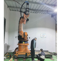 Robot para Fabricación de Prótesis, Brazo Robótico CNC Kuka 210 de 6 Ejes, Control Syntec, Servomotor Yaskawa Japonés, Cambio Automático de Herramienta, Refrigeración por Aire