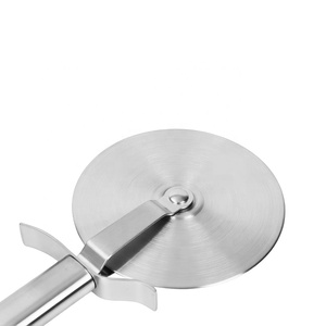 Taglierina per <span class=keywords><strong>Pizza</strong></span> in metallo tondo <span class=keywords><strong>e</strong></span> monouso antiaderente in acciaio inox taglia <span class=keywords><strong>Pizza</strong></span> Premium Collection eco-friendly - Product Image 5