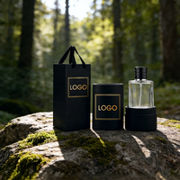 Flacon de parfum plat en verre de 30 ml avec pulvérisateur, finition givrée, impression sur écran, emballage en boîte en papier, design rechargeable, diffuseur à bâtonnets