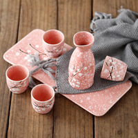 BAMBUS Groothandel Op Maat Gemaakt Japans Traditioneel Handbedrukt Porseleinen Sake Set met Schaal Kleine Bekers voor Restaurants Hotels Catering
