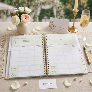 Agenda e Organizzatore per Matrimoni Personalizzata con Stampa Estetica Formato A4, Regalo Unico per Fidanzamento con Rilegatura a Spirale - Product Image 5