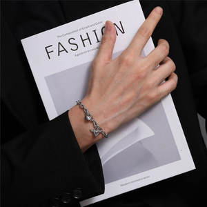 Pulsera y Brazaletes de Moda para Mujer en Acero Inoxidable 316L de Lujo Personalizados, Pulsera Magnética con Corazón para Parejas - Product Image 3