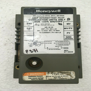 S86f1067 وحدة تحكم منطقية قابلة للبرمجة (PLC) جديدة تمامًا أصلية، 24 فولت، للتحكم المتقطع بالغاز، غير قابلة للإغلاق بالكامل، موديل P371، متوفرة فورًا. - Product Image 1