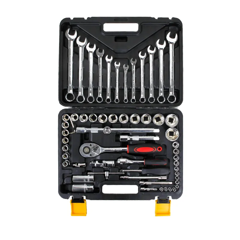 GOMAN high quality 61pcs 1/2 1/4 inch motorcycle mechanic tool set with ratchet handle removal combination set