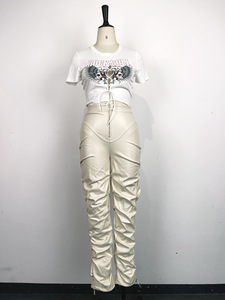 <span class=keywords><strong>Pantaloni</strong></span> in pelle sintetica svasati a vita alta da <span class=keywords><strong>donna</strong></span> <span class=keywords><strong>pantaloni</strong></span> Skinny traspiranti di nuovo Design Casual per l'ecopelle Sexy di alta qualità invernale - Product Image 3