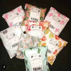 Courrier personnalisé recyclé en gros pour vêtements poly sac d'emballage rose sacs postaux à base de plantes - Product Image 3