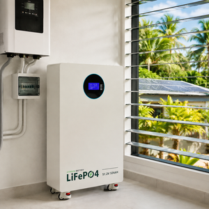 Batería Solar LiFePO4 de 16 kWh para Almacenamiento de Energía, Montaje en Suelo, para Sistemas de Energía Solar Doméstica - Product Image 1
