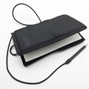 Carnet de notes noir ou rouge de 25 pages pour enregistrer et communiquer sous l'eau - Product Image 4