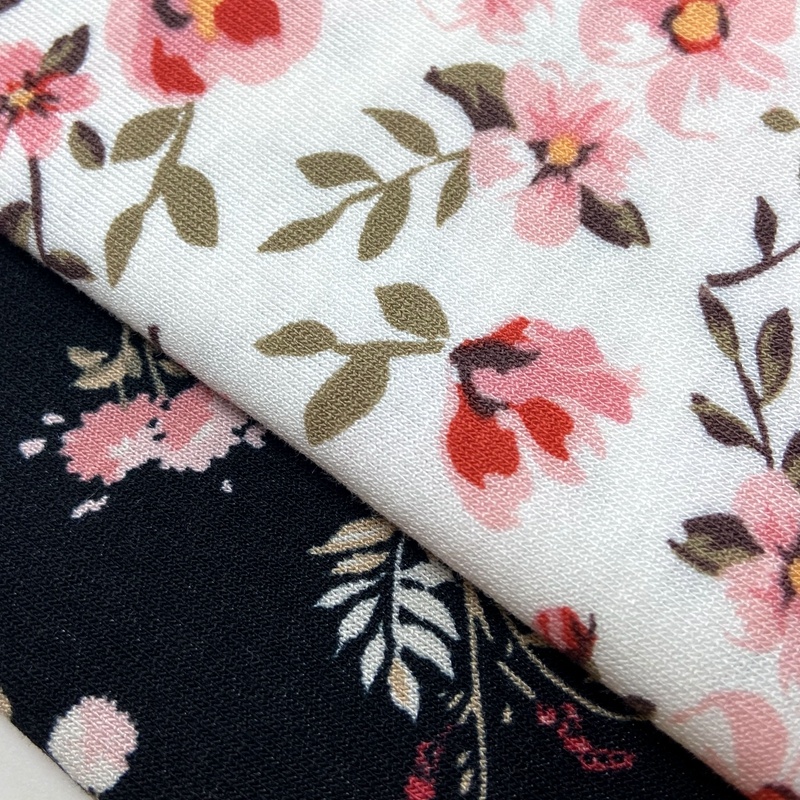Изготовленная на заказ ткань из вискозы и спандекса с цветочным рисунком для платья для девочек