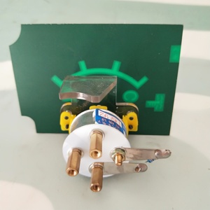 Dongfeng EQ1141/EQ5118/EQ1118GA/EQ2102 <strong>Water</strong> <strong>Temperature</strong> <strong>Gauge</strong> Assembly3808N01A-010 - Product Image 4