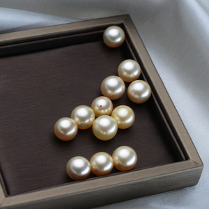 Perles d'or Nanyang 12-13 mm, perles rondes épaisses de couleur or clair, perles naturelles sans défaut, perles en vrac fournies par WeChat Business - Product Image 3