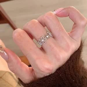 S925 Pure Silver <b>Wreath</b> <b>Ring</b> for Women Geometric Pattern Hollow Flower Petal Design Flower Shadow Weaving Niche Style <b>Ring</b> - Product Image 2