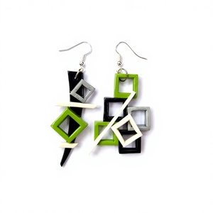 Boucles d'oreilles créoles géométriques pour femme en résine acrylique et lucite, bijoux fantaisie tendance, design carré vert, noir et blanc, pour soirée - Product Image 1