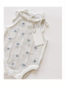 Su misura all'ingrosso primavera ed estate <span class=keywords><strong>maglione</strong></span> lavorato a maglia carino maglia cravatta a spalla ricamato <span class=keywords><strong>vestiti</strong></span> floreali per bambini - Product Image 4