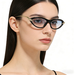 Lunettes de soleil œil-de-chat tendance et personnalisées pour hommes et femmes, idéales pour la conduite autonome et les vacances, offrant une protection solaire. - Product Image 2