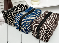Pochette cosmétique légère en polyester à motif zèbre, tendance, lavable, trousse de toilette imperméable avec fermeture éclair pour rouge à lèvres