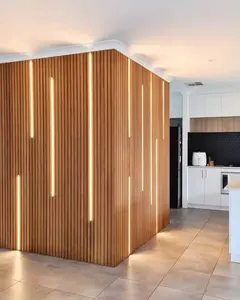 कासरो फैक्टरी प्रत्यक्ष मूल्य एमडीएफ दीवार पैनल एलईडी लाइट के साथ पालतू फेल्ट ध्वनिक लकड़ी के स्लैट दीवार पैनल