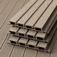 Panneau mural rainuré en WPC imperméable et anti-UV, revêtement mural extérieur en composite bois-plastique creux pour hôtel, bureau, ferme, façade