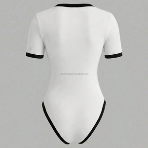 Combinaison en tricot côtelé à bordure contrastée personnalisée pour femmes - Product Image 3