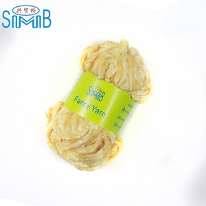 Made in china barato moda hilo de fantasía <span class=keywords><strong>chenille</strong></span> <span class=keywords><strong>lana</strong></span> 100% poliéster hilados de chenilla para tejer - Product Image 6