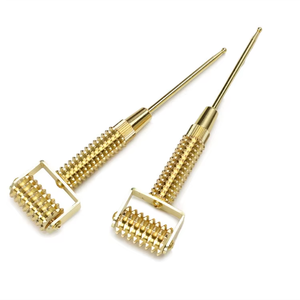 Venta al por mayor Spike Brass Facial Roller Acupuntura <span class=keywords><strong>Pen</strong></span> Face Slimmer Massage Musical Function para Meridian Home <span class=keywords><strong>Use</strong></span> Neck Application - Product Image 2