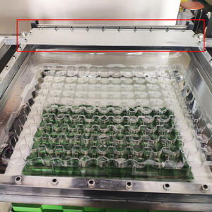 अर्द्ध स्वचालित प्लास्टिक छोटे <span class=keywords><strong>thermoforming</strong></span> मशीन - Product Image 2