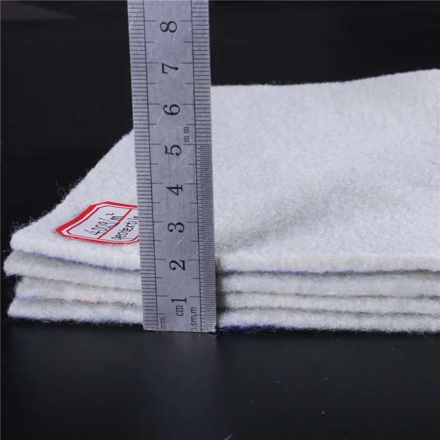 Tissu géomantique en polyester, composé de microfibres