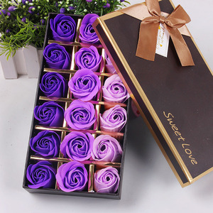 Boîte cadeau de fleurs de savon 18 <span class=keywords><strong>roses</strong></span> artificielles pour la Saint-Valentin Événements de remise de diplômes Souvenir de vacances - Product Image 1